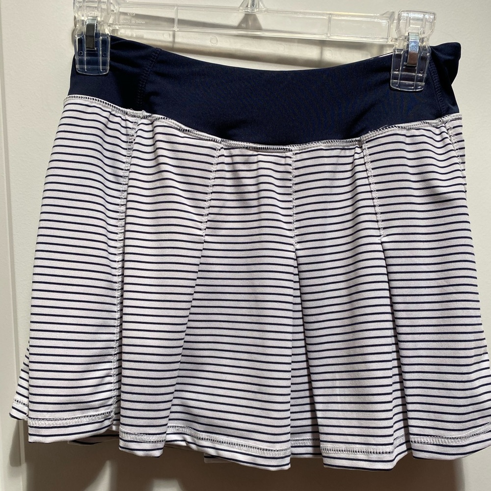 Athletic skirt